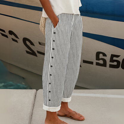 Caitlin | Pantalón de rayas con detalle de botones