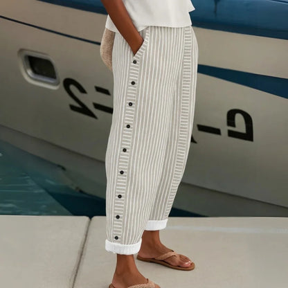 Caitlin | Pantalón de rayas con detalle de botones