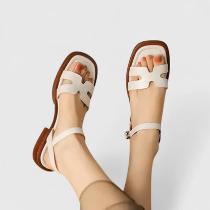 Deliane | Sandalias planas sofisticadas
